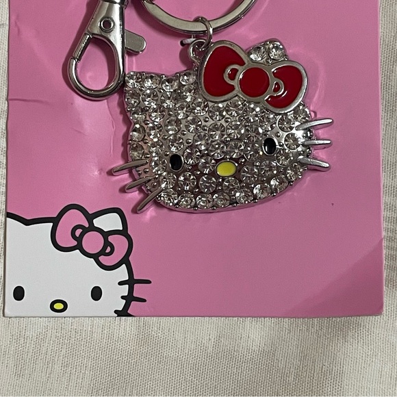 Sanrio Hello Kitty Face Pave 3D Bling Key Chain Silver Finish 2025 - Picture 4 of 12
